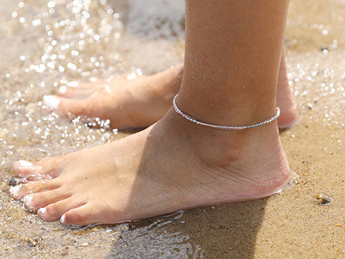 Summer Chic: Elevate Your Look with Anklets