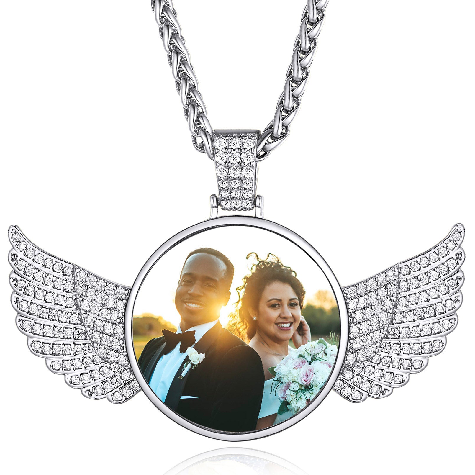 Circle Picture Chain with Wings