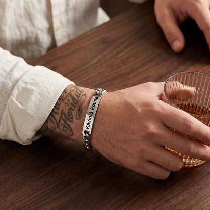 A Man Wearing Custom Engraved Text Bar Chain Bracelet