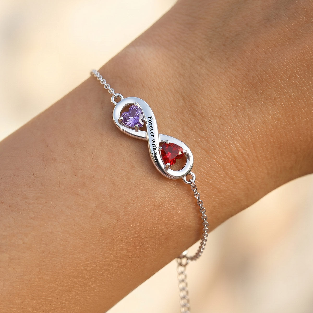 Bracelet personnalisé avec pierre de naissance et amour infini pour femme