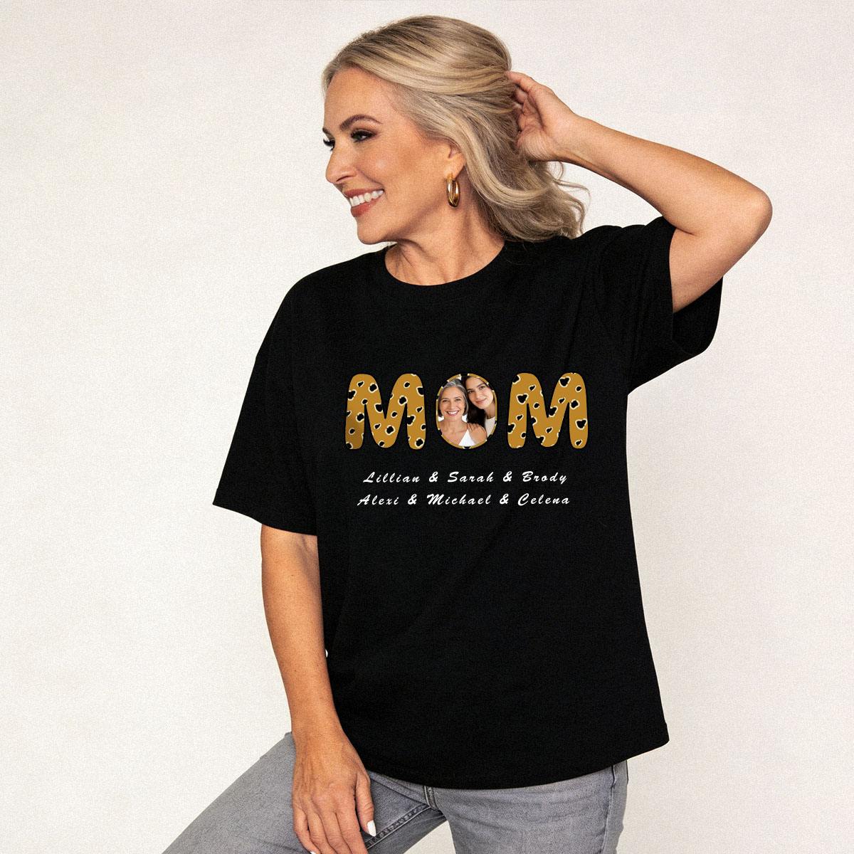 Custom Photo Mom Black T Shirt with 1-6 Names