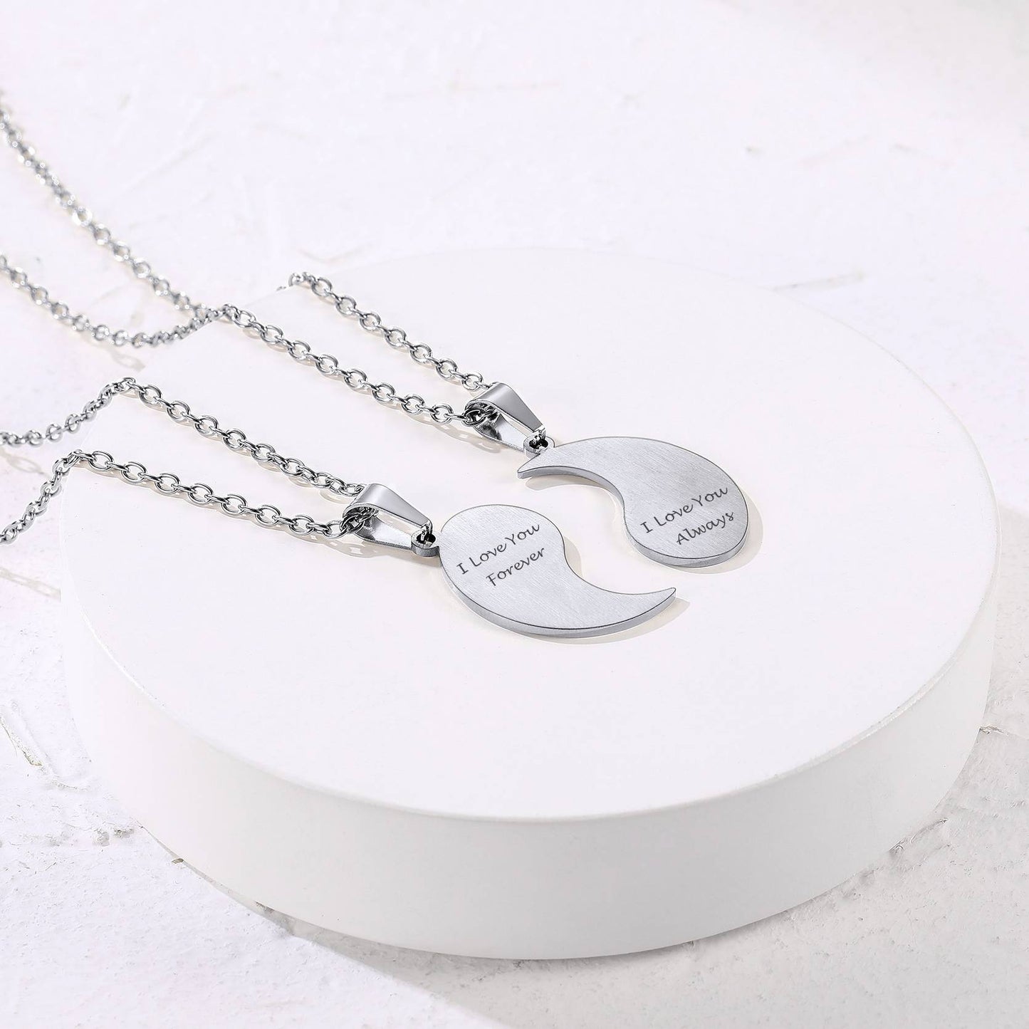 Engraving yin yang Necklace