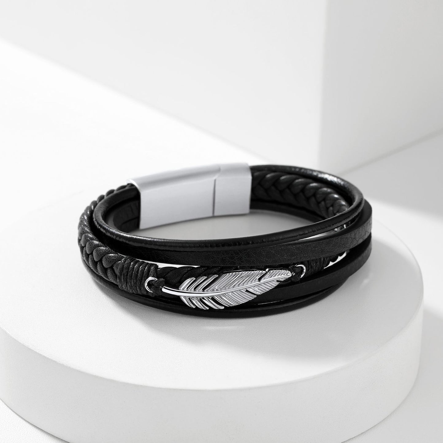 Feather Leaf Leather Bracelet in 316L Stainless Steel