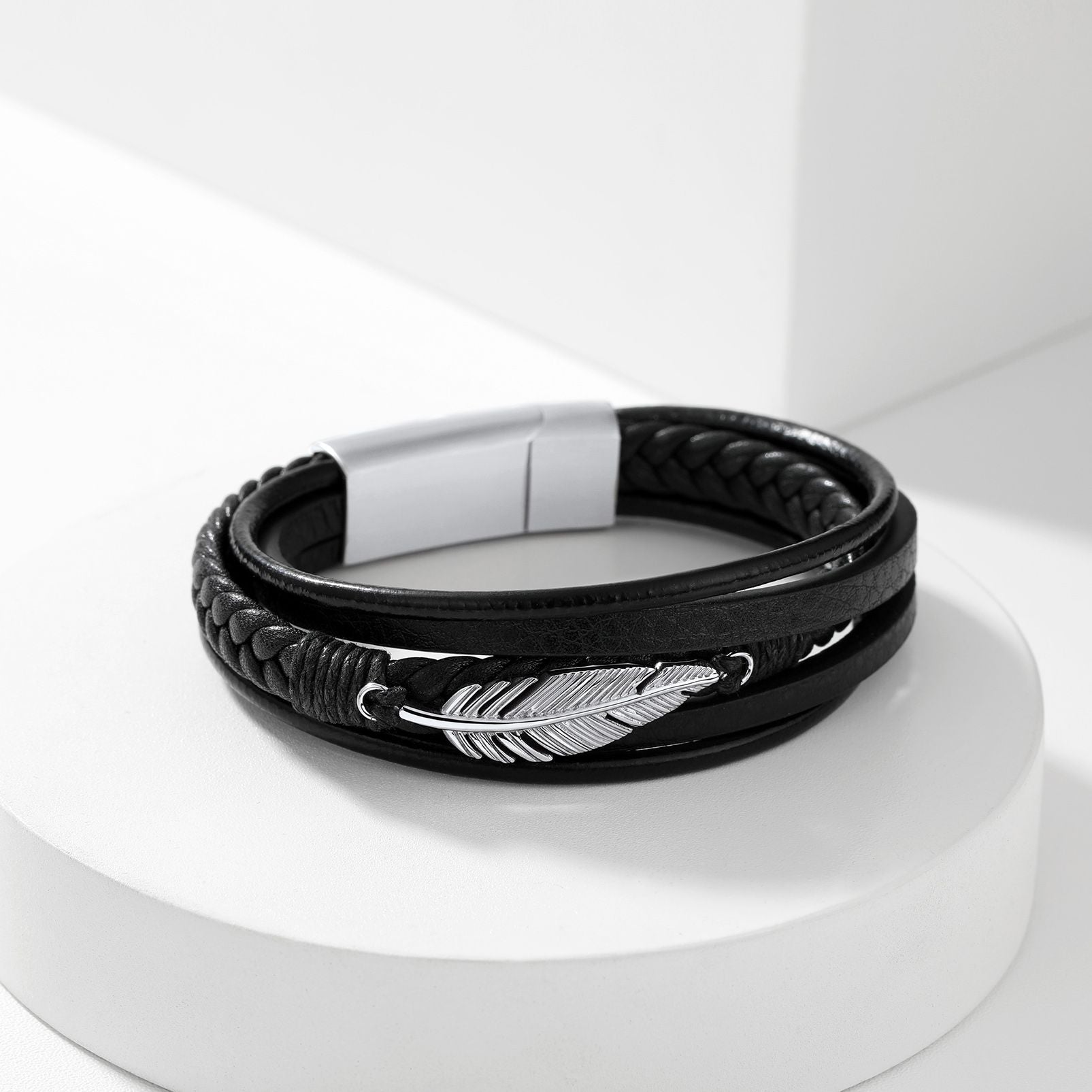 Feather Leaf Leather Bracelet in 316L Stainless Steel