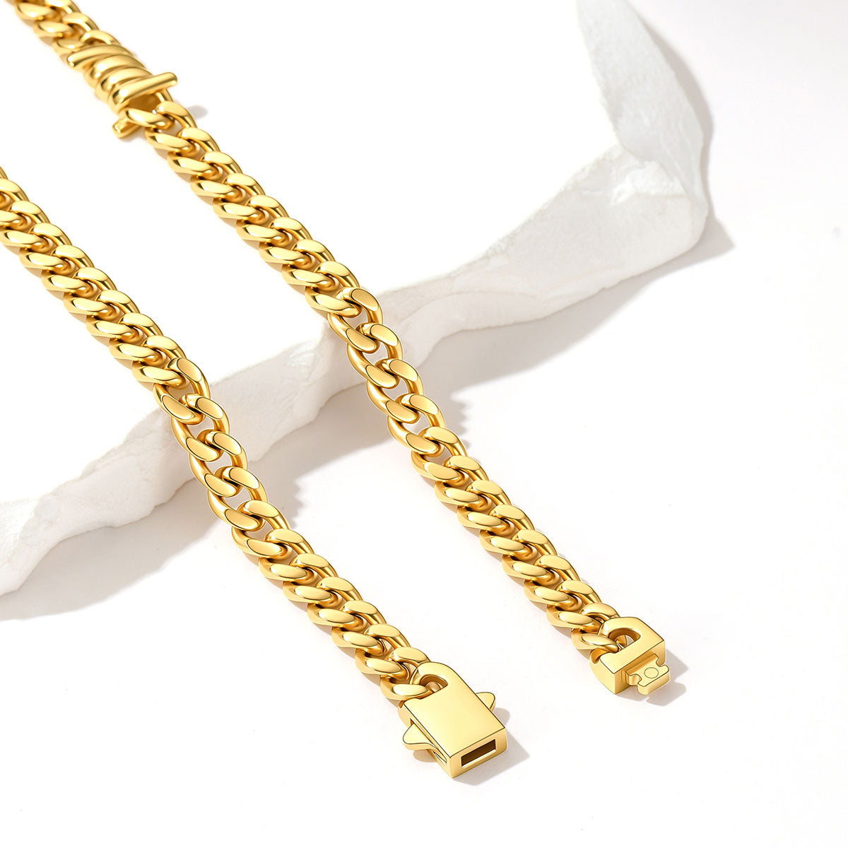 Personalized Multi-Name Barbed Wire Cuban Link Necklace on a white background Gold Plated