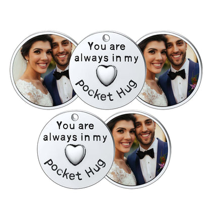 Personalized Picture Commemorative Wedding Coins Pocket Hug Keychain Holder 5pcs Steel