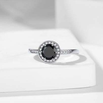 Round Cubic Zirconia Engagement Rings